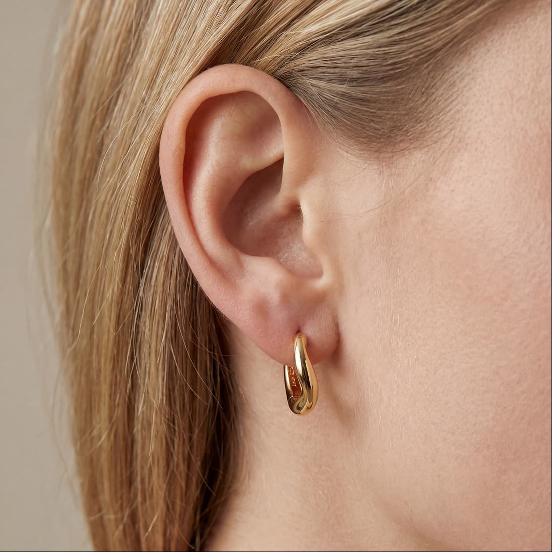 Hypoallergenic Mirti earrings